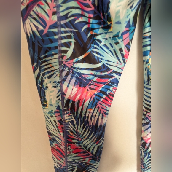 Nine West Medium Blue Pink Tropical Print Leggings Pockets - Picture 7 of 8